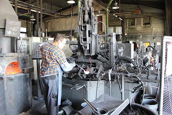 使用案例：金屬生產(chǎn)和加工行業(yè)的明智選擇 - FOUNDRY-MASTER Smart